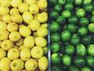 Limoes sesiliano e limões verdes